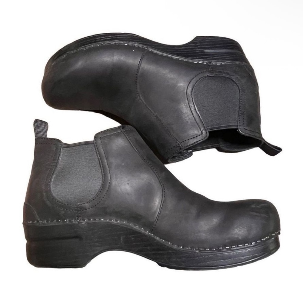 Dansko Women’s Frankie Clogs